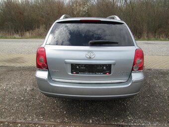 Toyota Avensis 2,2 130KW - 7