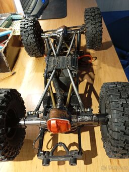 Axial SCX10 - 7