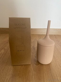 Liewood Silikonový pohárek s brčkem Cat rose - 7