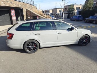 Škoda Octavia 3 RS TSI Combi - 7