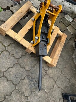 Hydraulické kladivo pro minibagry - 7