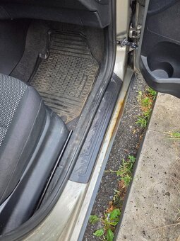 Škoda Roomster Scout 1,9 tdi - 7