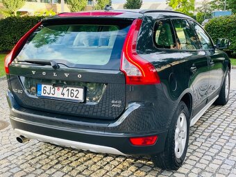 Volvo XC60 2.4D 5VÁLEC 4x4 120KW MANUÁL BEZ KOROZE - 7