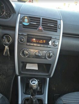 Prodám Mercedes-Benz A 170 benzin. - 7