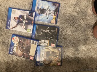PlayStation 4 Slim 500GB - 7
