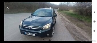 Toyota RAV4 - 7
