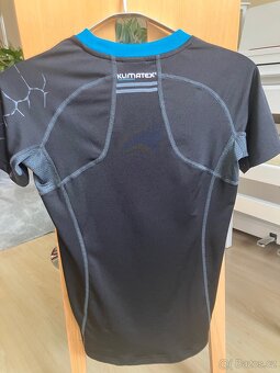 Kusy oblečení - 7