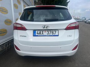 Prodám Hyundai i30 1.6 CRDi Weekend kombi - 7