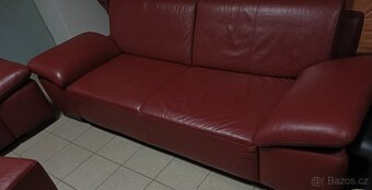 Kožená sedací souprava s taburetem - jak NOVÁ, TOP STAV - 7