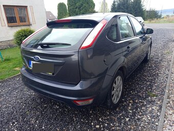 Ford Focus 1.6i 74kw Nová STK - 7