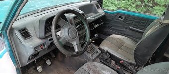 Prodám Suzuki Vitaru geo tracker na náhradní díly - 7