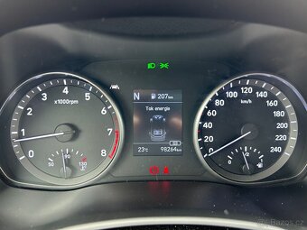 Hyundai i30 kombi 1.5 T-GDI MHEV 117 kW, Smart, 2021, ČR - 7