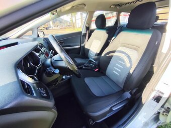 Kia Ceed SW 1.6 CRDi – kombík - 7