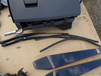 Díly Meriva B 1.4 88kw (č.2) - 7