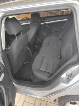 Škoda Octavia II 1.6 TDI facelift k opravě nebo ND - 7