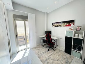 Moderní vila ve Villamartinu (Španělsko) - 7