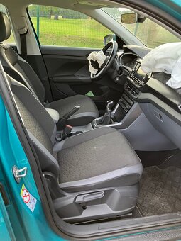 Volkswagen T-Cross 1.0 TSI 85 kW - 7