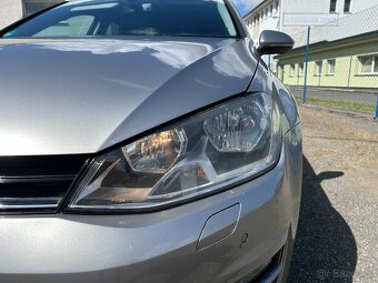 VW GOLF VII 1.2TSI 63KW 43TKM CUP AUT.PARKOVÁNÍ - 7
