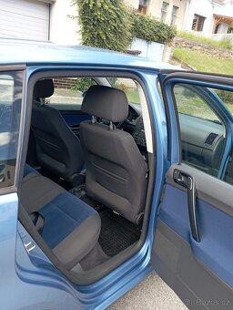 VW Polo 1,4 16v automat 2006 - 7