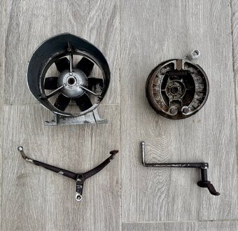 ČZ 175 skútr prase rikša - díly - 7