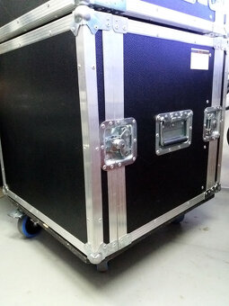 Touring rozváděč 1x 400V/63A, 5x 400V/32A, 7x 230V/16A case - 7