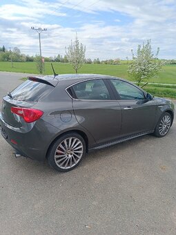 Alfa Romeo Giulietta 2.0 Jtdm 125kw QV - 7