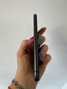 Apple iPhone 11, 256GB Black - 7