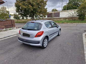 Peugeot 207 1.4i 70.Kw Exclusive Rok.výroby 2008 - 7