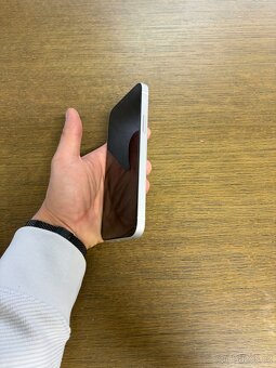 Iphone 12 White, 64GB - 7