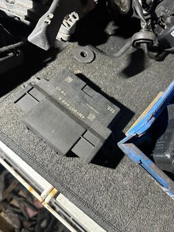 Díly Audi a4 b9 - 7