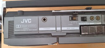 Radiomagnetofon JVC - 7