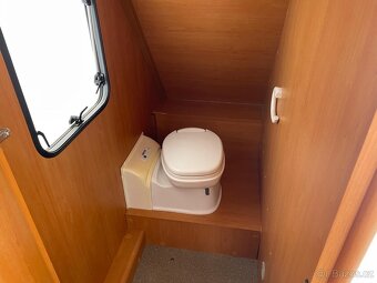 Dethleffs Tourist 470, 2008, 4 osoby, bojler, fr.postel - 7