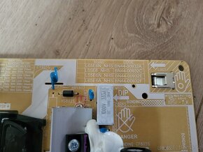 Náhradní díly z TV Philips UE55NU7093U - 7