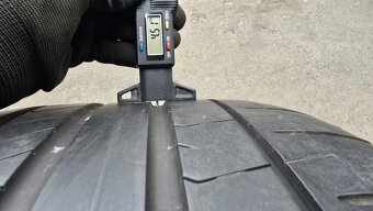 Letní pneu 275/40/19 Pirelli - 7