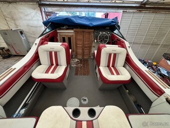 Bayliner Invader 4.3 mercruiser kajutový člun + vlek - 7