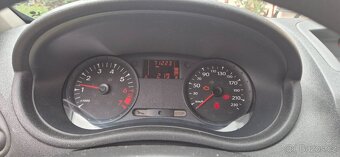 Renault Clio, objem 1,2 barva červená - 7