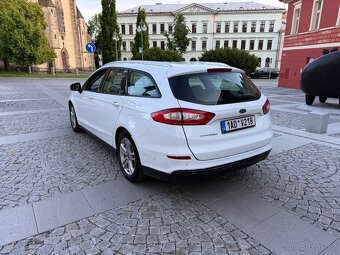 Ford Mondeo - 7