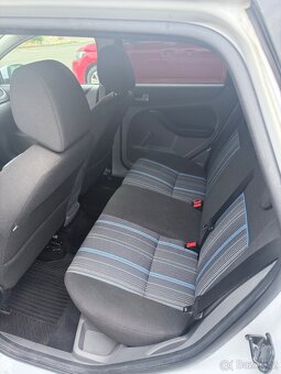 Ford Focus 1.6 - 7