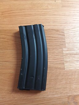 Airsoftová zbraň - 7