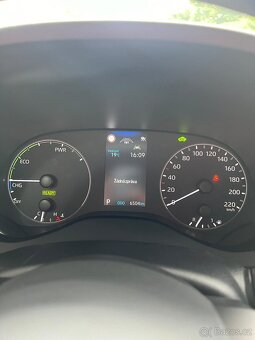 Mazda 2 HYBRID - 7