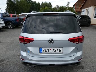 Volkswagen Touran 2.0 TDi 110kW R-LINE,DSG,2xkol - 7