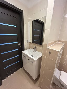 Prodej bytu 2+1 (67 m²) po rekonstrukci – centrum Jablonce n - 7