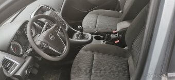 Prodám Opel Astra j sports tourer 1.4 88kw rv. 2013 - 7