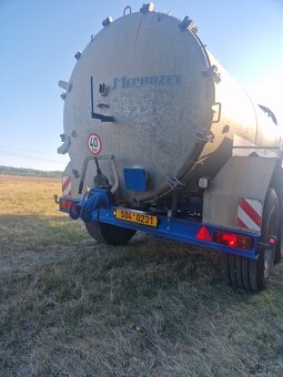 Fekál za traktor 9m3 - 7