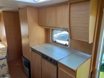 Prodám karavan BURSTNER ventana 540 TK,  PATROVÉ POSTELE - 7