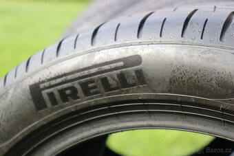 Prodám pneumatiky 245/45 R19 Pirelli P ZERO - 7