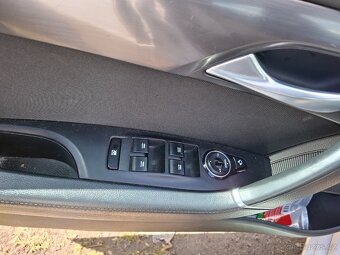 Hyundai i40 1.7CRDI 100kW r.v.2013 - 7