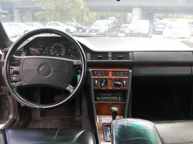 Mercedes-Benz 124 320 CE 1993 - 7