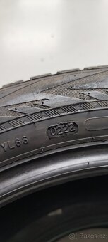 2ks Zimní 235/50/19 Nokian WR SUV4, DOT 0222, vzorek 8.5mm. - 7