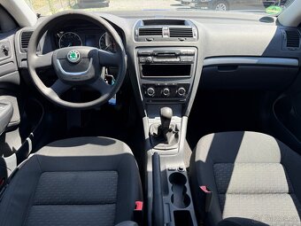 Škoda Octavia 2 combi 1.6 benzin - 7